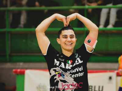 La capitana e bomber della squadra � Lucil�ia, 41 anni, anche lei brasiliana, arrivata nella serie A italiana di futsal nel 2012 (foto Gianni Dilettuso)